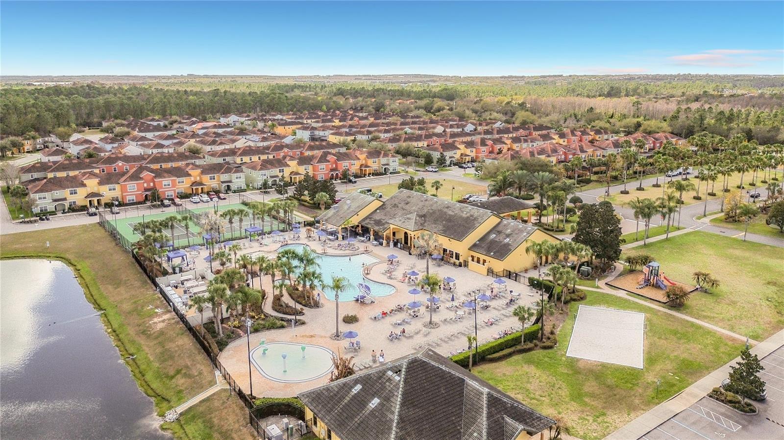 PARADISE PALMS RESORT PH 2 - Residential Lease