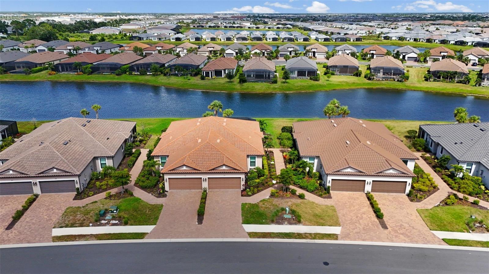 3105 FORMIA COURT
