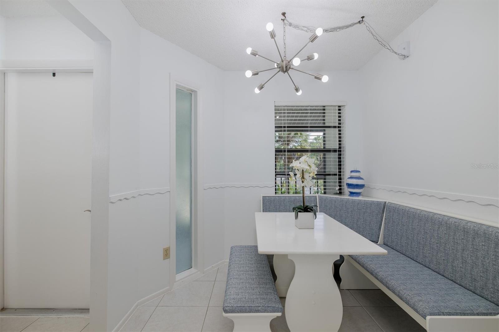 LOVERS OAK CONDO - Residential
