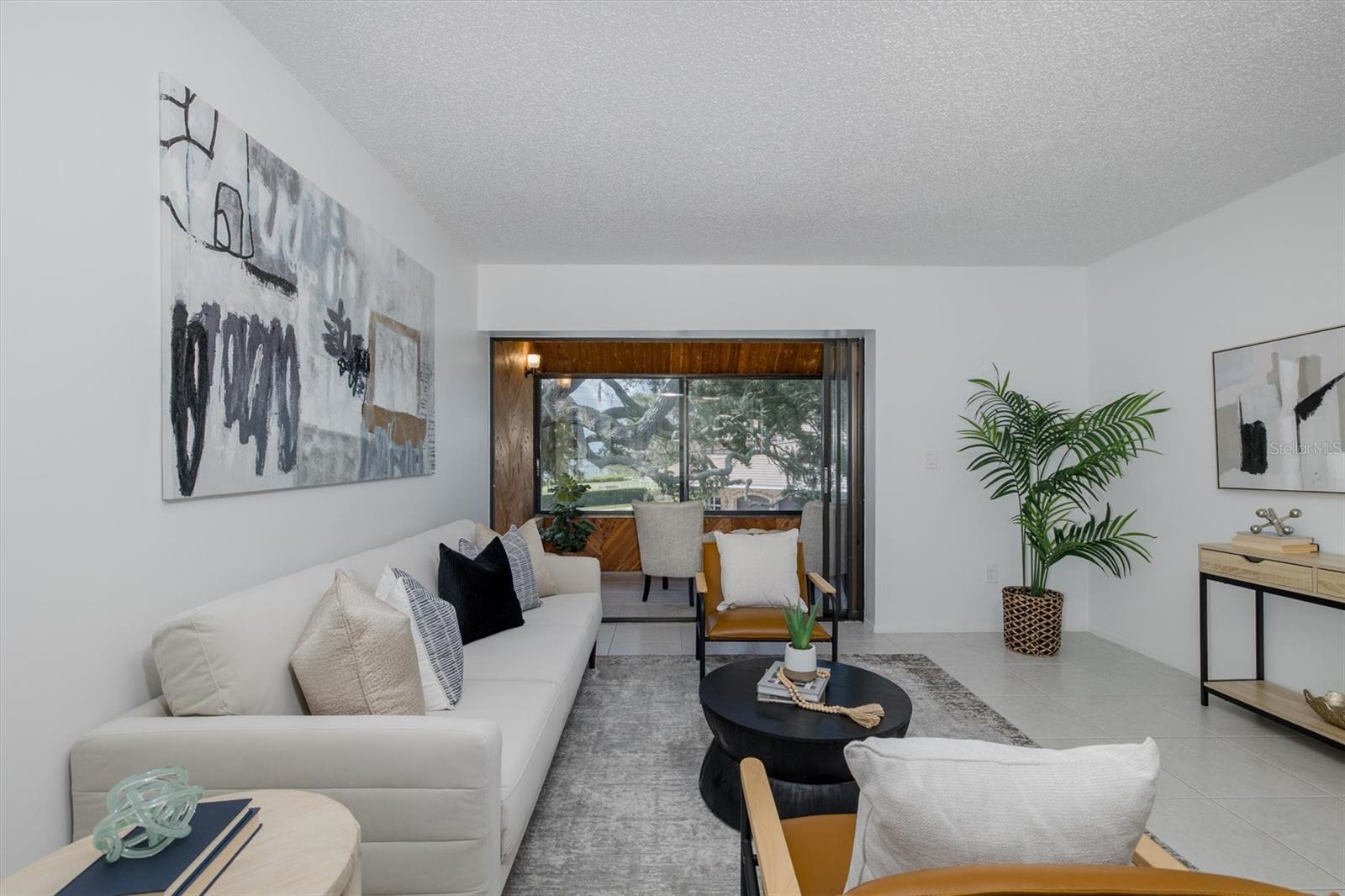 LOVERS OAK CONDO - Residential