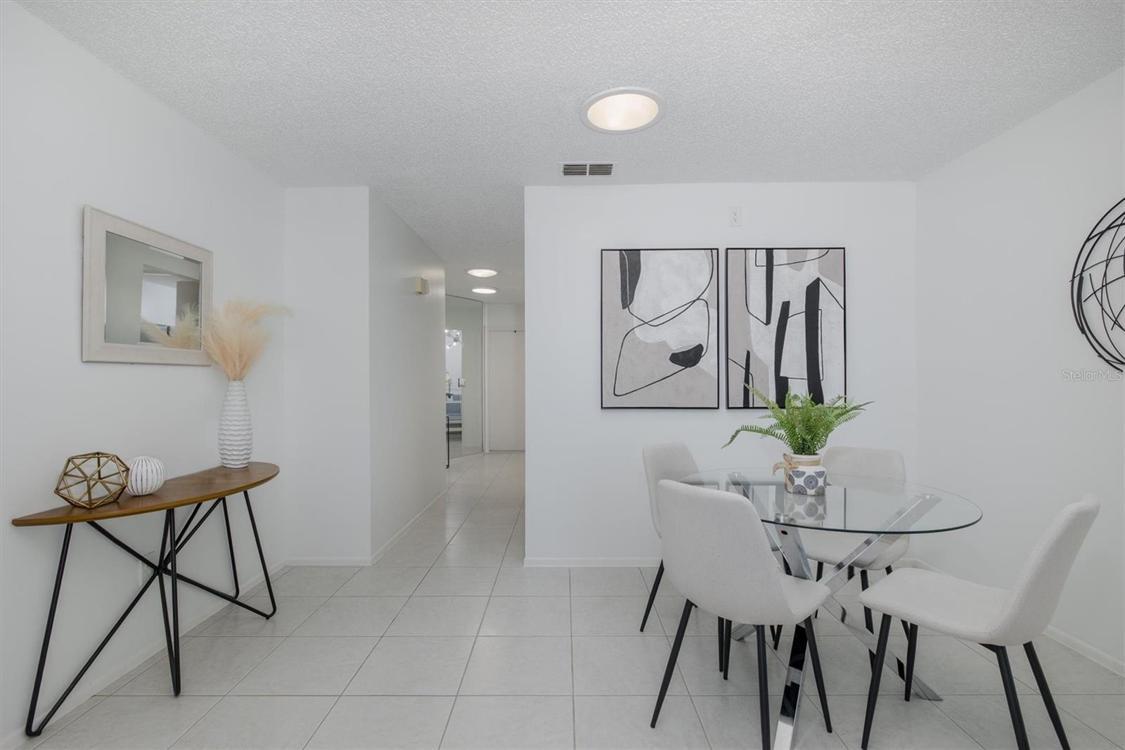 LOVERS OAK CONDO - Residential