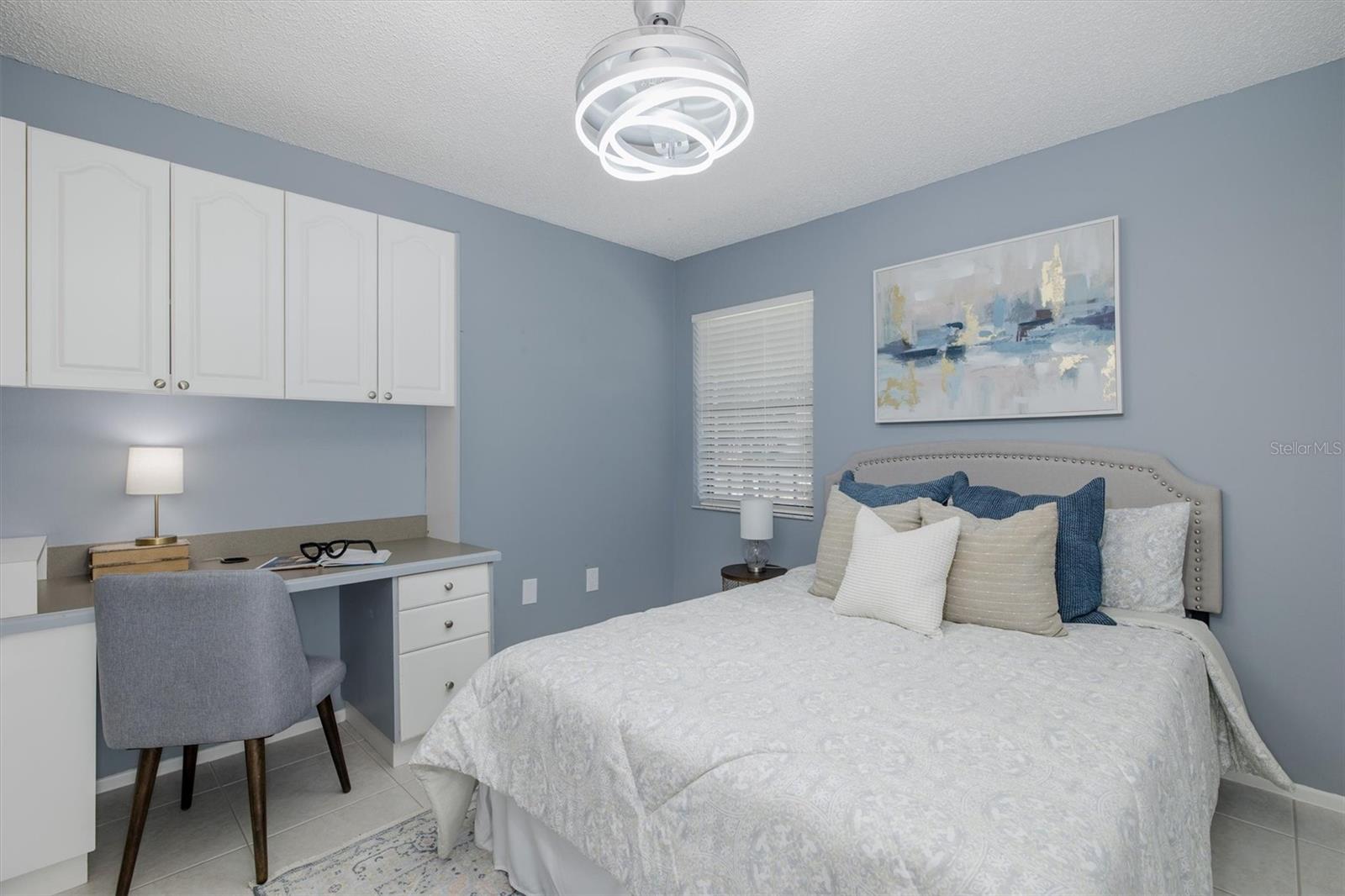 LOVERS OAK CONDO - Residential
