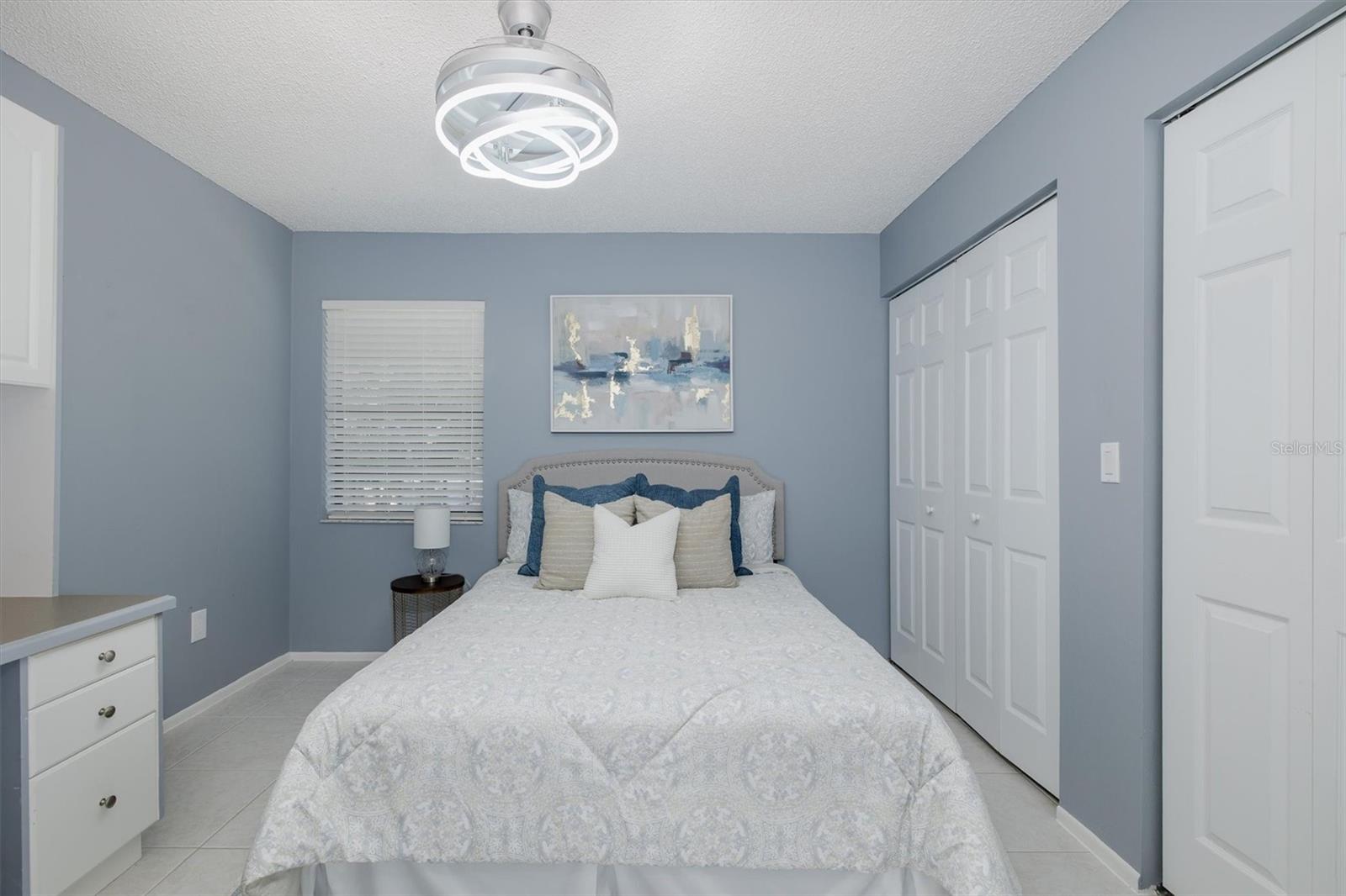 LOVERS OAK CONDO - Residential
