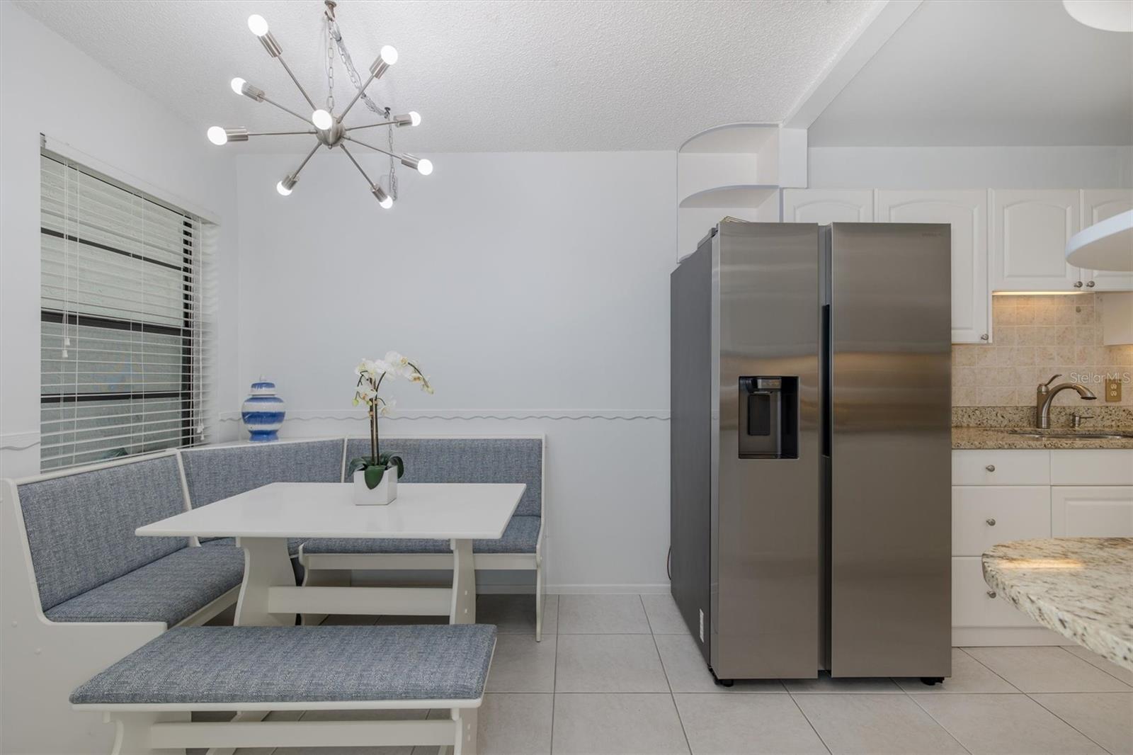 LOVERS OAK CONDO - Residential