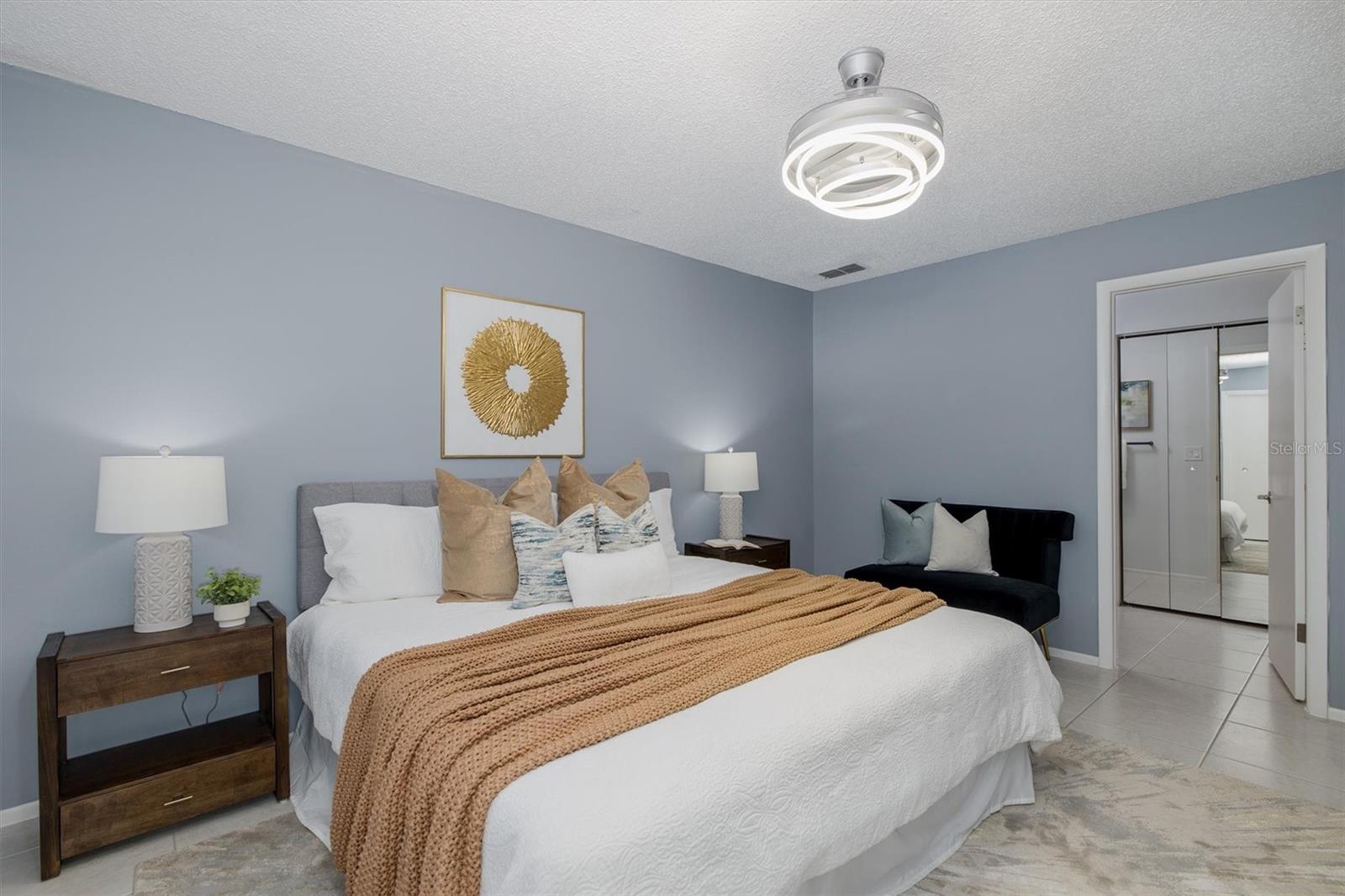 LOVERS OAK CONDO - Residential