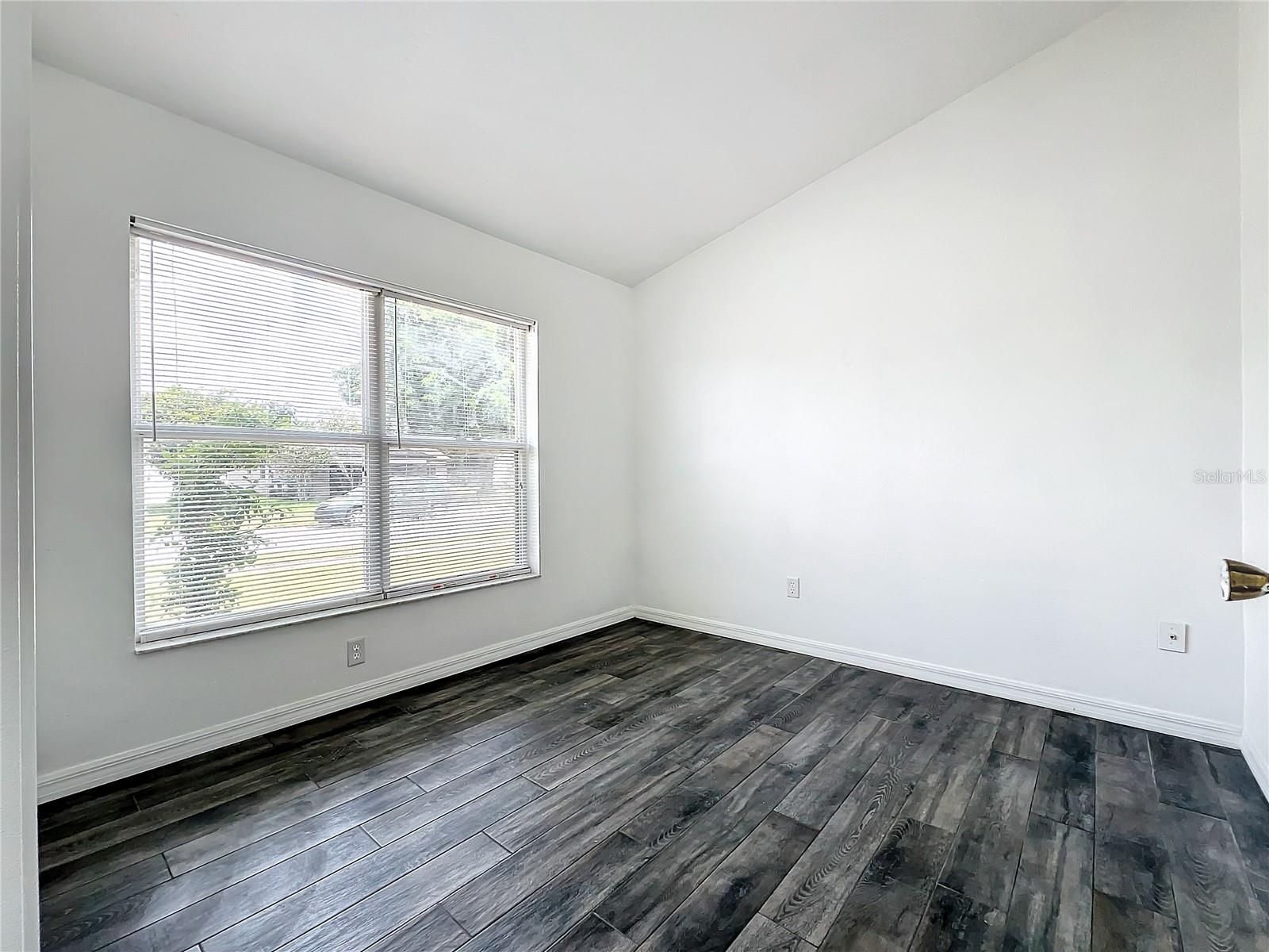 DEER CREEK VILLAGE SEC 04 - Residential Lease