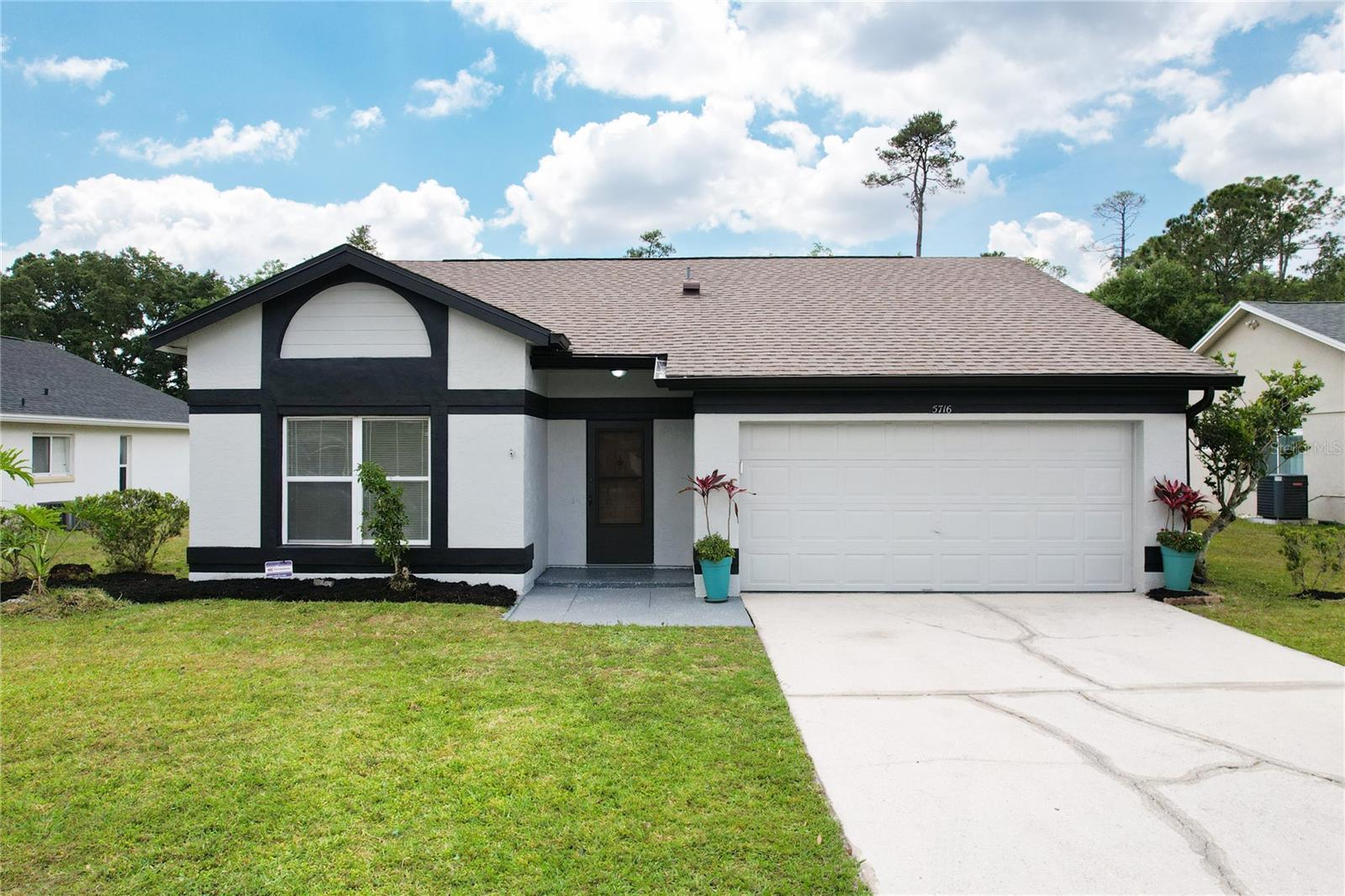 DEER CREEK VILLAGE SEC 04 - Residential Lease