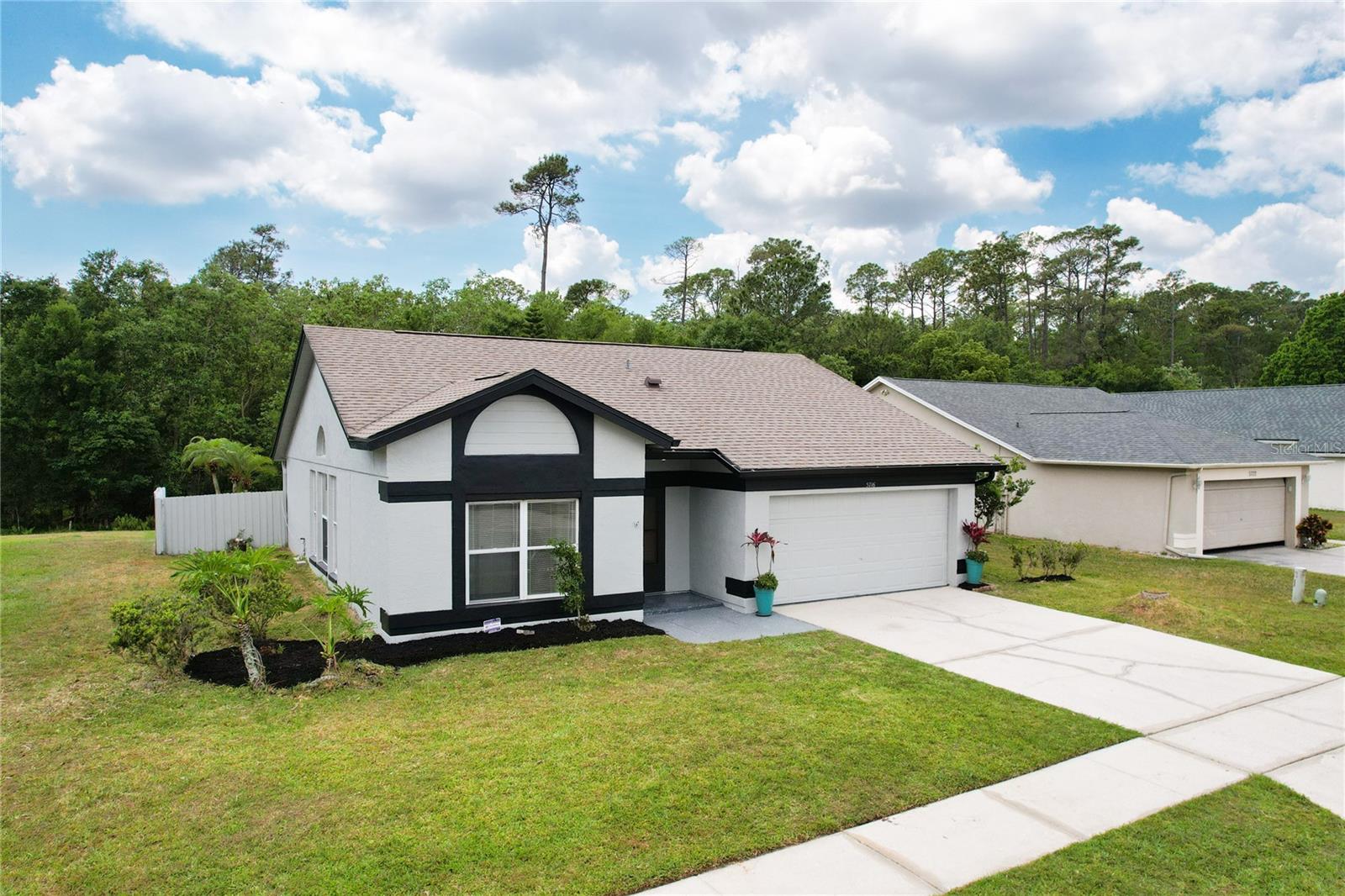 DEER CREEK VILLAGE SEC 04 - Residential Lease