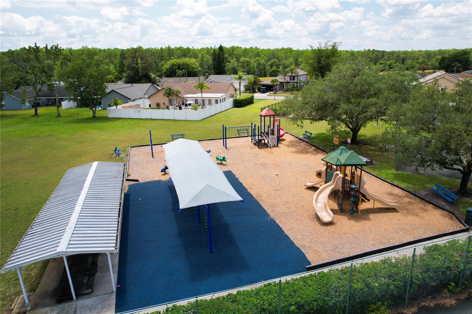 DEER CREEK VILLAGE SEC 04 - Residential Lease