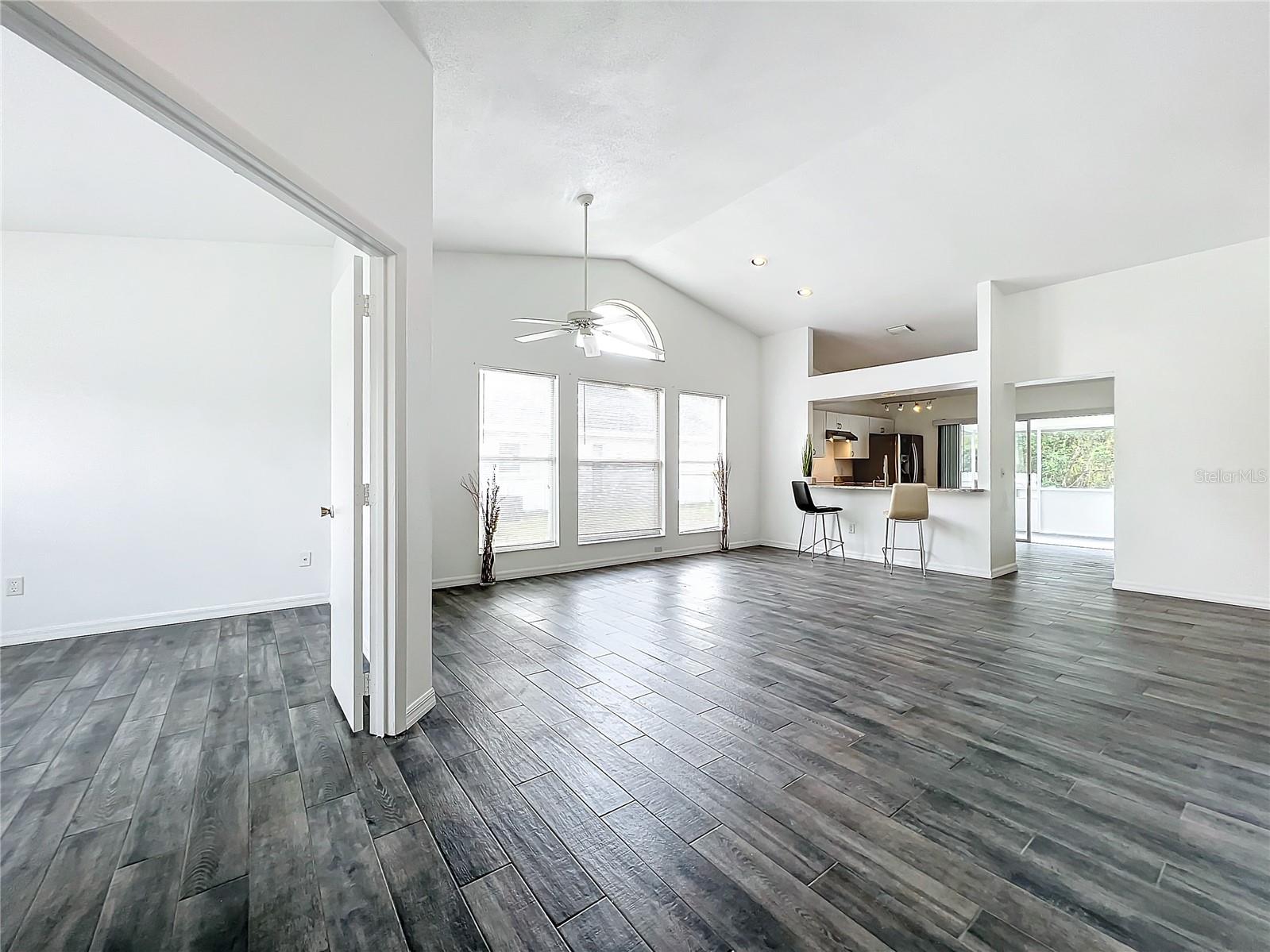DEER CREEK VILLAGE SEC 04 - Residential Lease