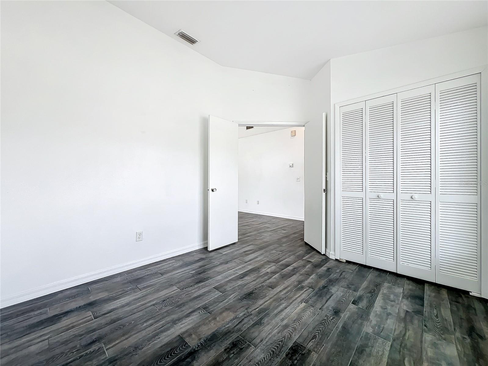 DEER CREEK VILLAGE SEC 04 - Residential Lease