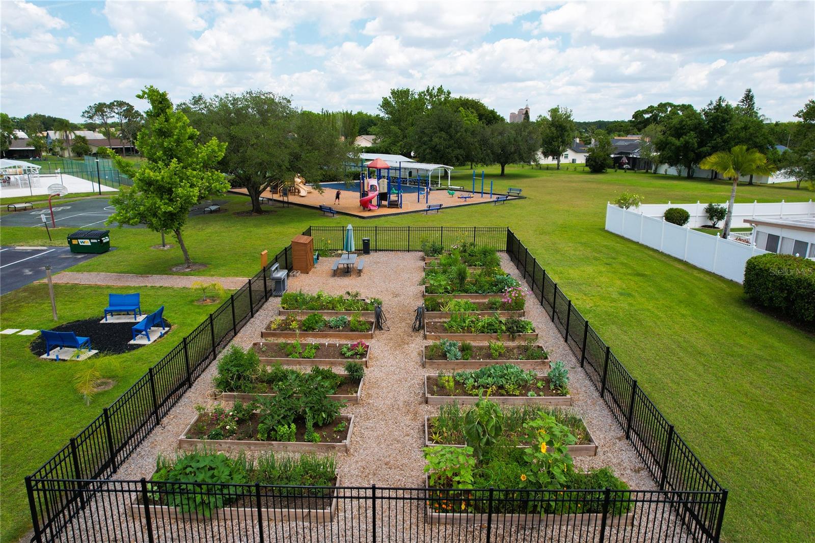 DEER CREEK VILLAGE SEC 04 - Residential Lease