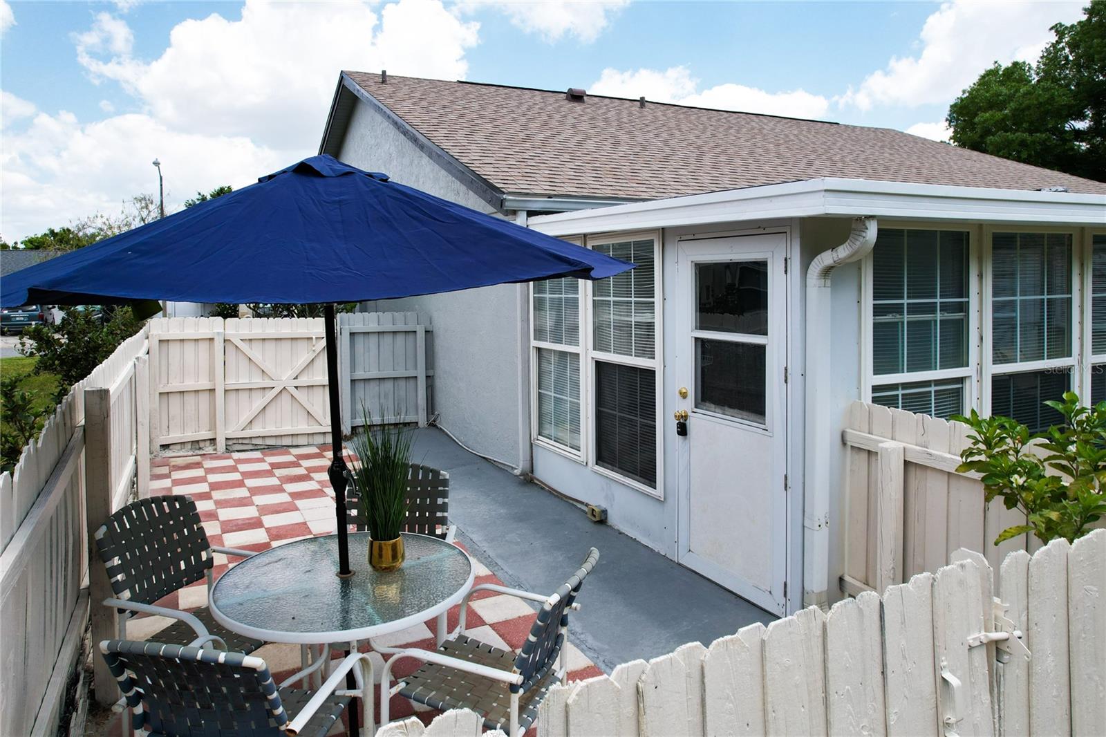 DEER CREEK VILLAGE SEC 04 - Residential Lease
