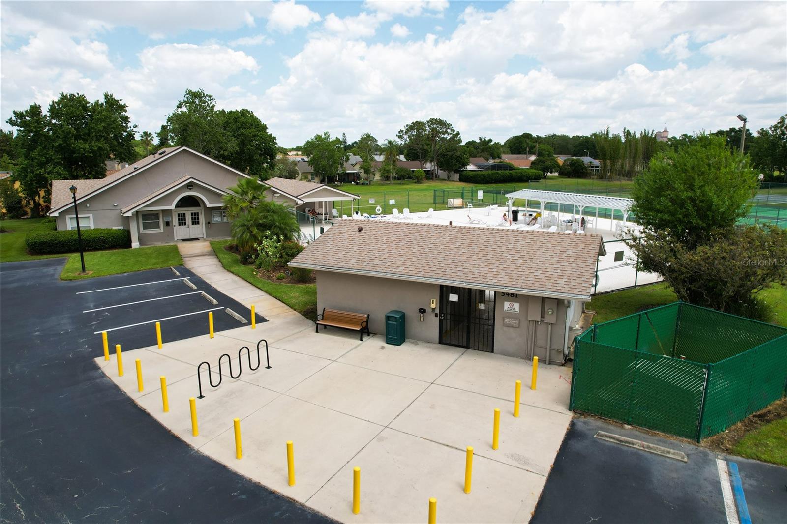 DEER CREEK VILLAGE SEC 04 - Residential Lease