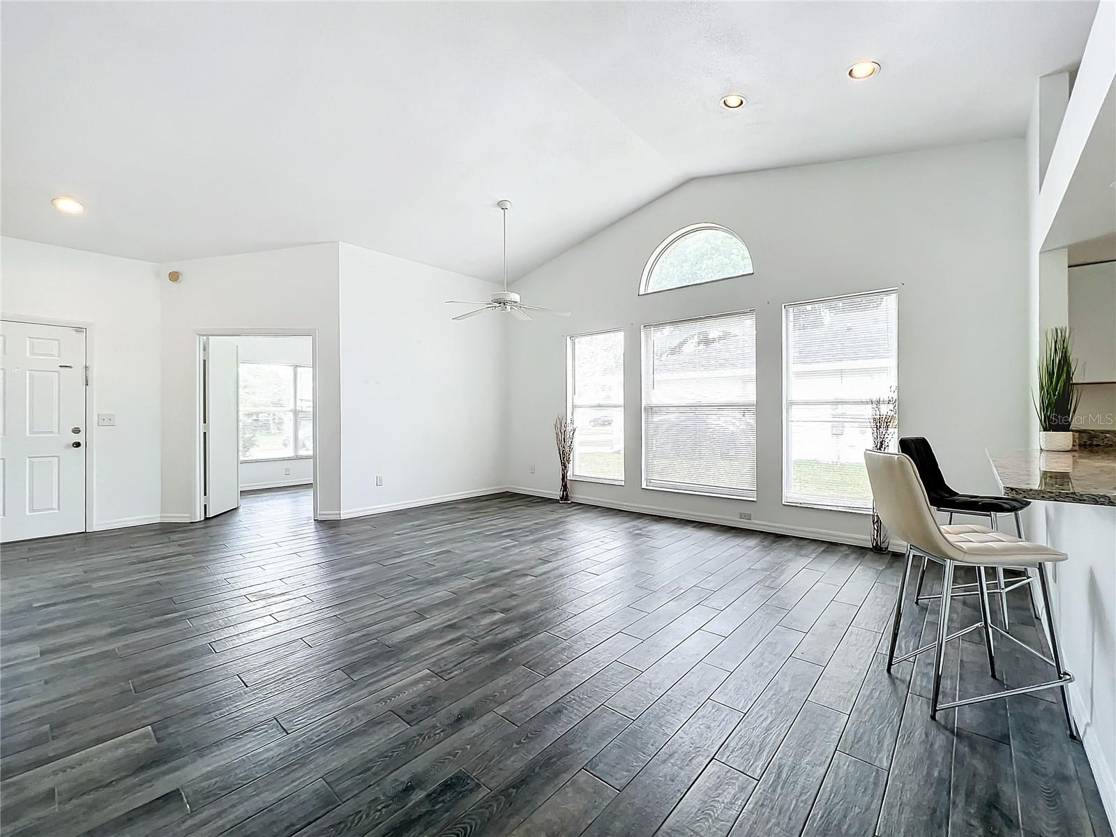 DEER CREEK VILLAGE SEC 04 - Residential Lease