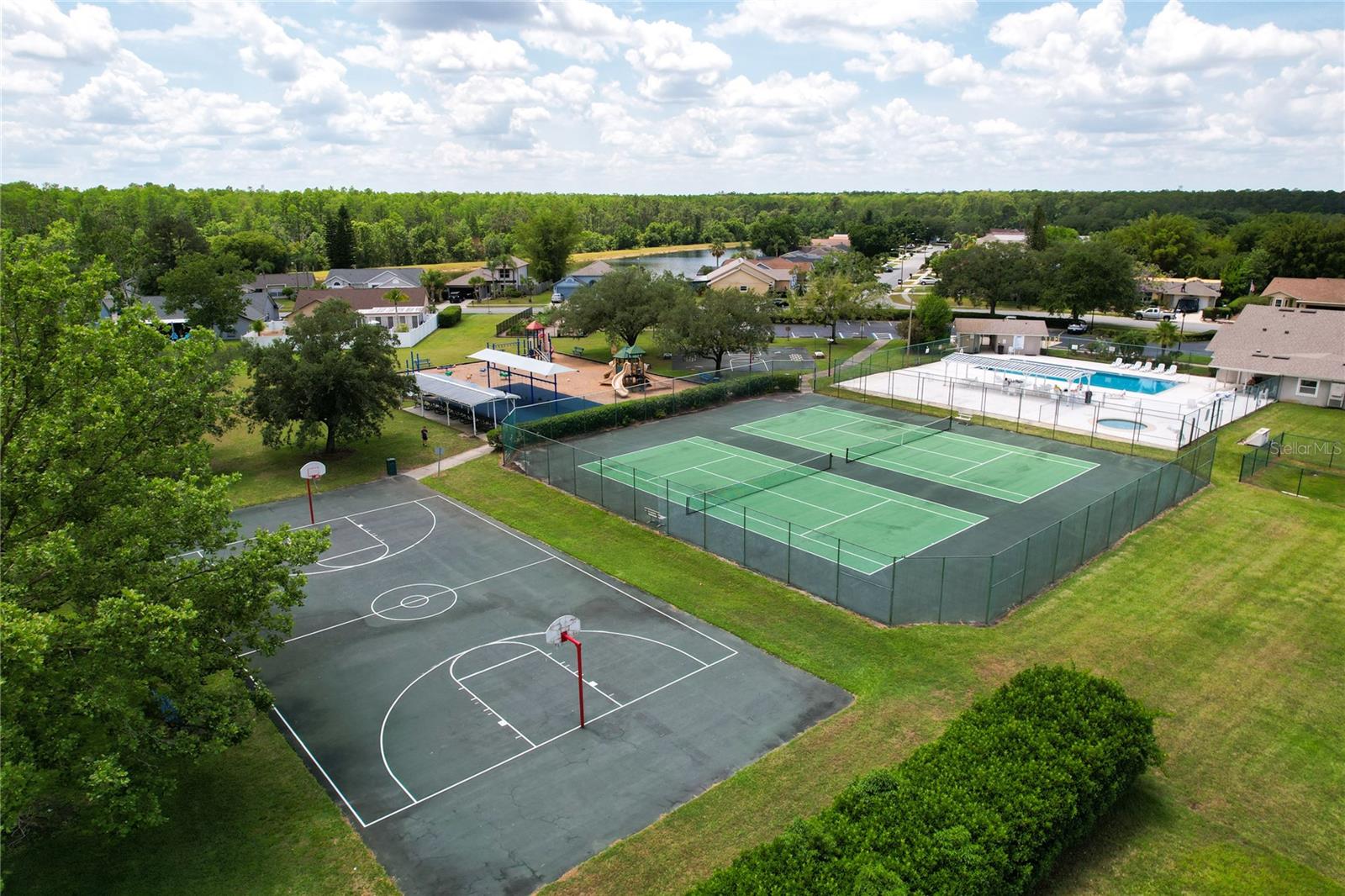 DEER CREEK VILLAGE SEC 04 - Residential Lease