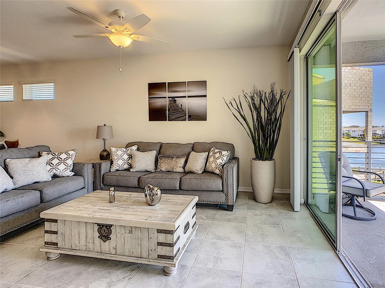 THE TERRACES AT STOREY LAKE CONDO 2 PH 6 - Residential