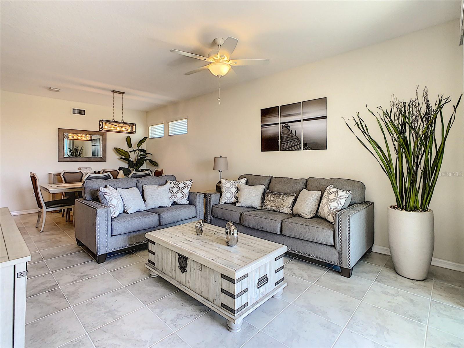 THE TERRACES AT STOREY LAKE CONDO 2 PH 6 - Residential