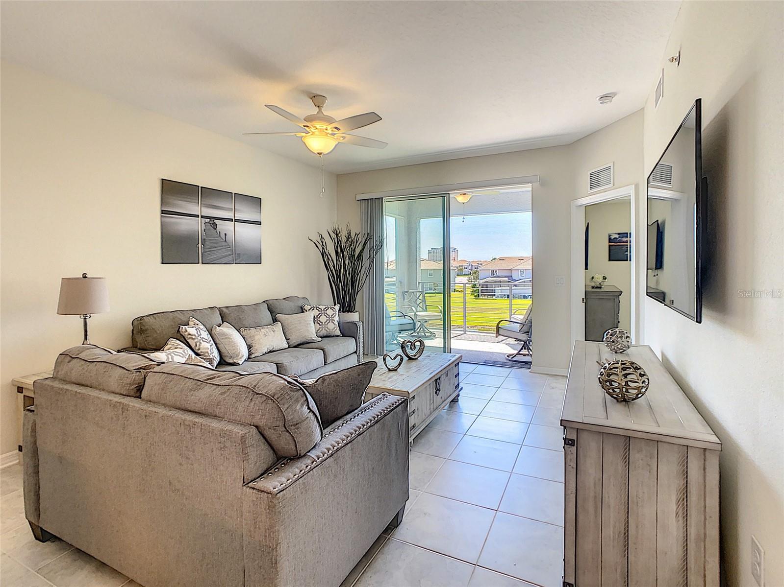 THE TERRACES AT STOREY LAKE CONDO 2 PH 6 - Residential