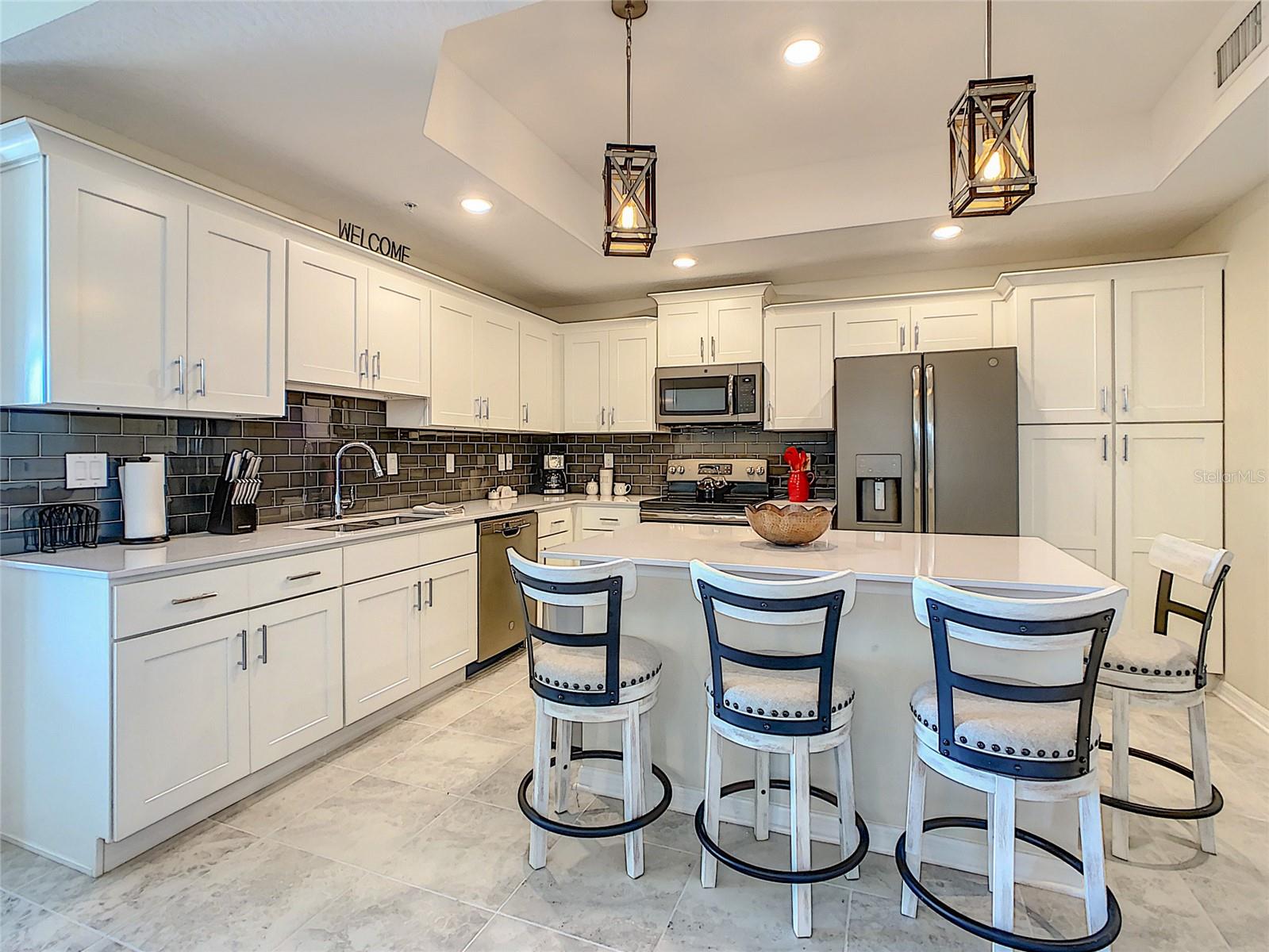 THE TERRACES AT STOREY LAKE CONDO 2 PH 6 - Residential