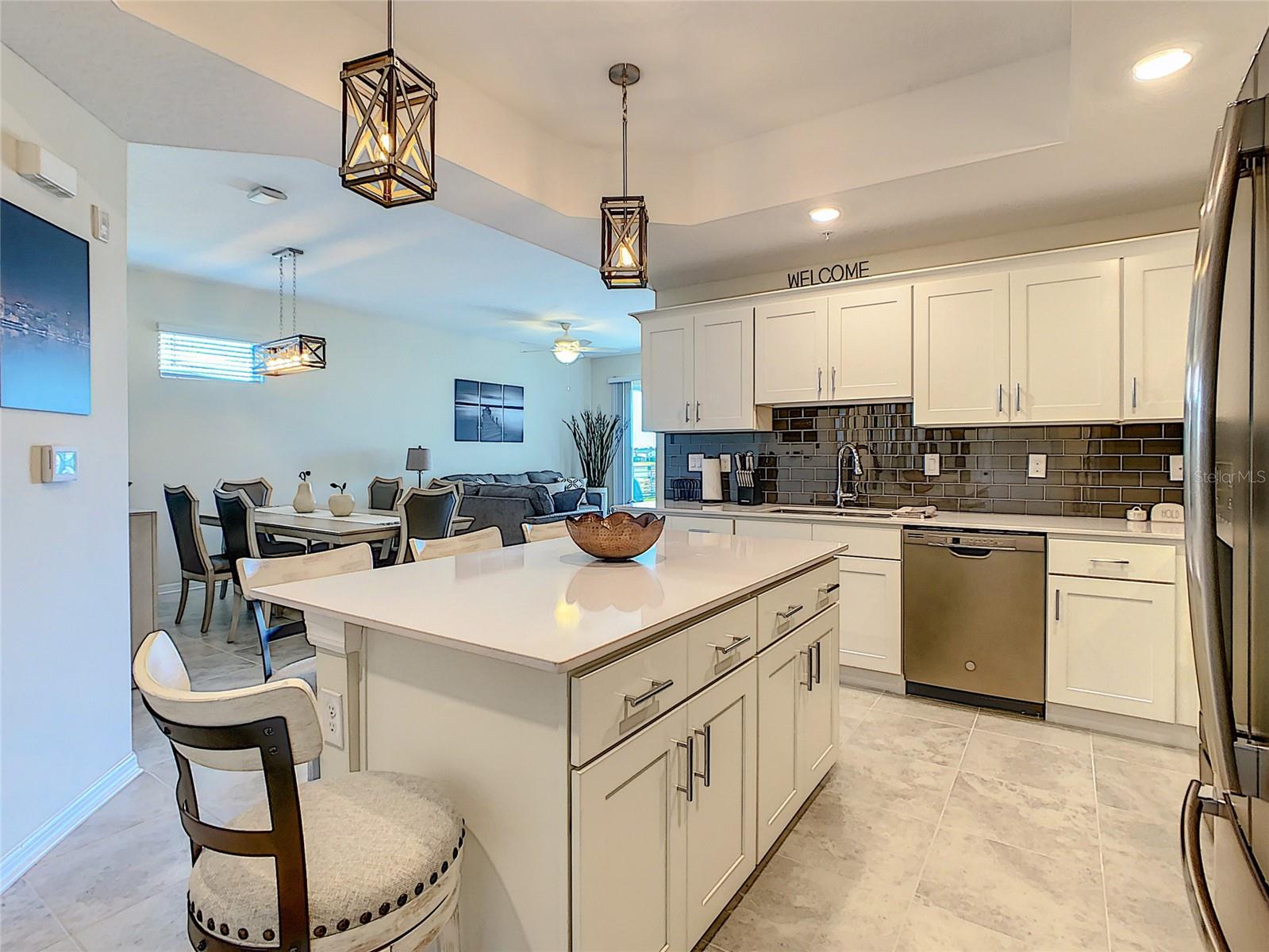 THE TERRACES AT STOREY LAKE CONDO 2 PH 6 - Residential