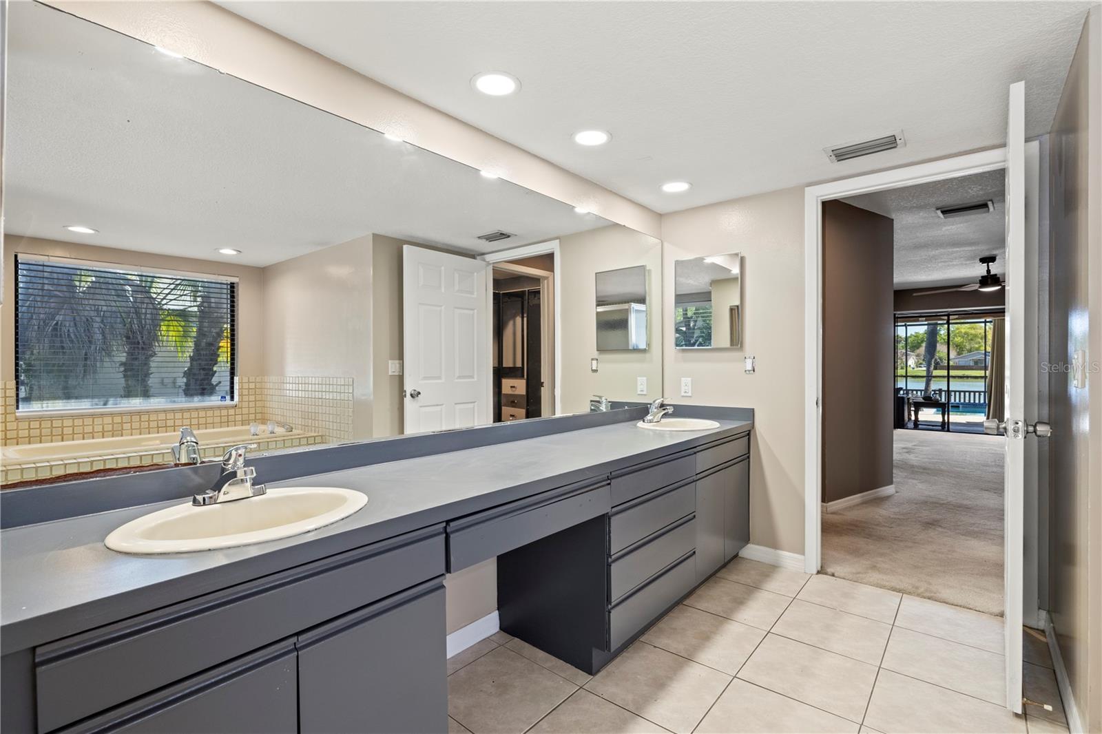 LAKE FOREST UNIT 3 - Residential