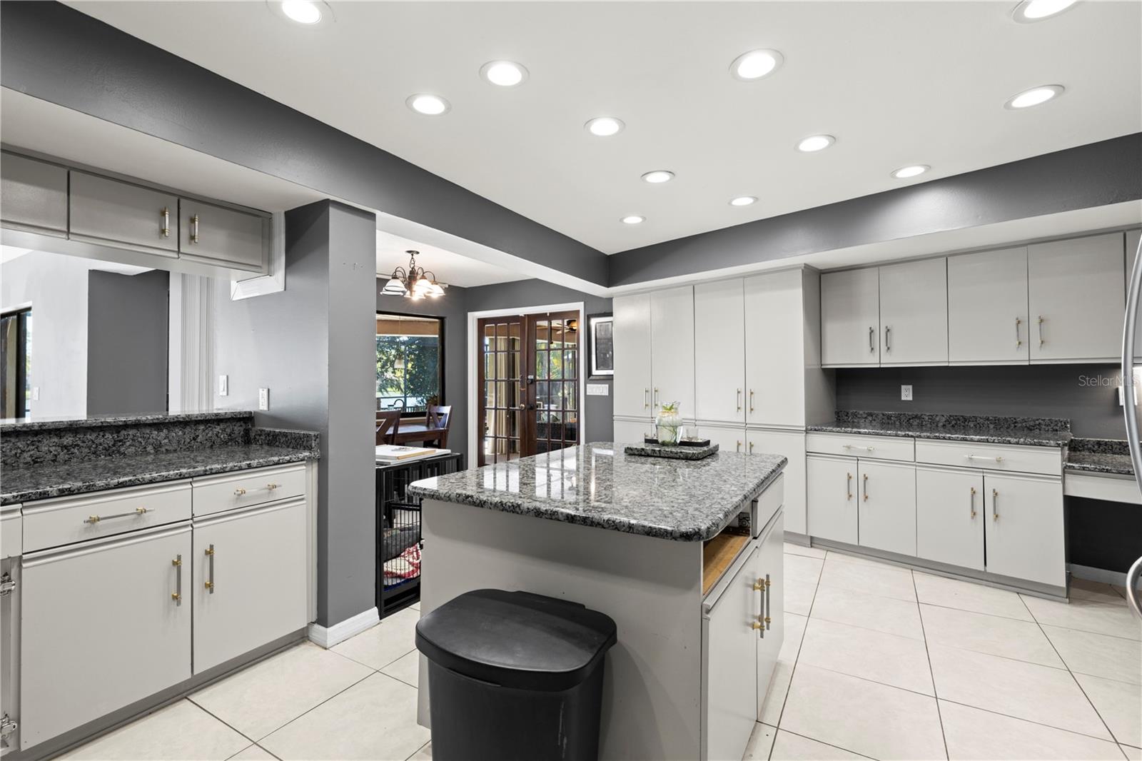 LAKE FOREST UNIT 3 - Residential