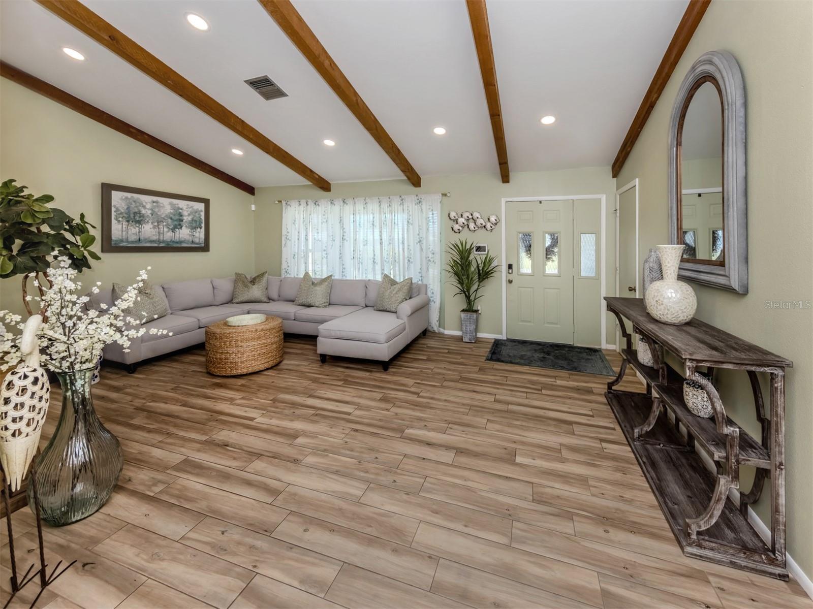 1231 PINE NEEDLE ROAD