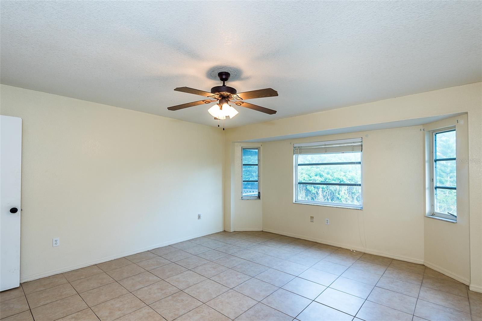 PORT CHARLOTTE SEC 033 - Residential Lease