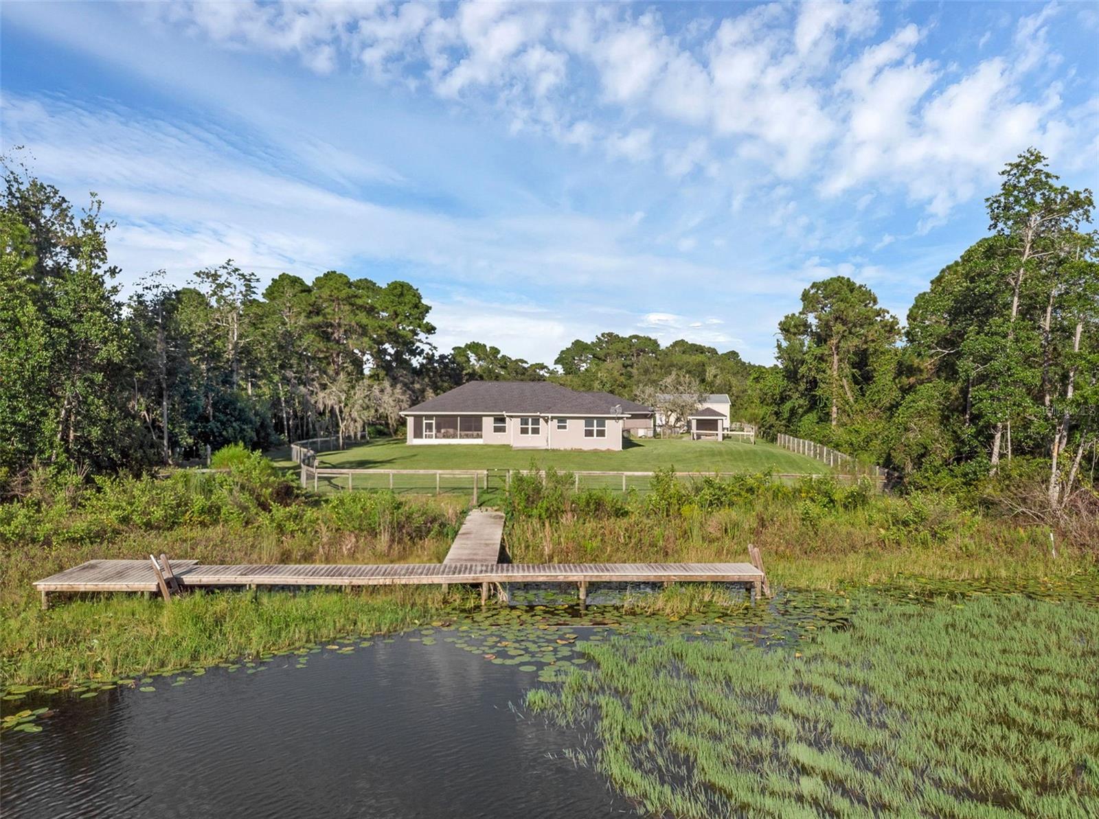 SILVER SPRINGS SHORES - Residential