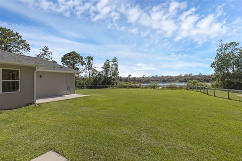 Tiny photo for 230 Fisher Run, Ocklawaha, FL 32179 (MLS # G5102529)