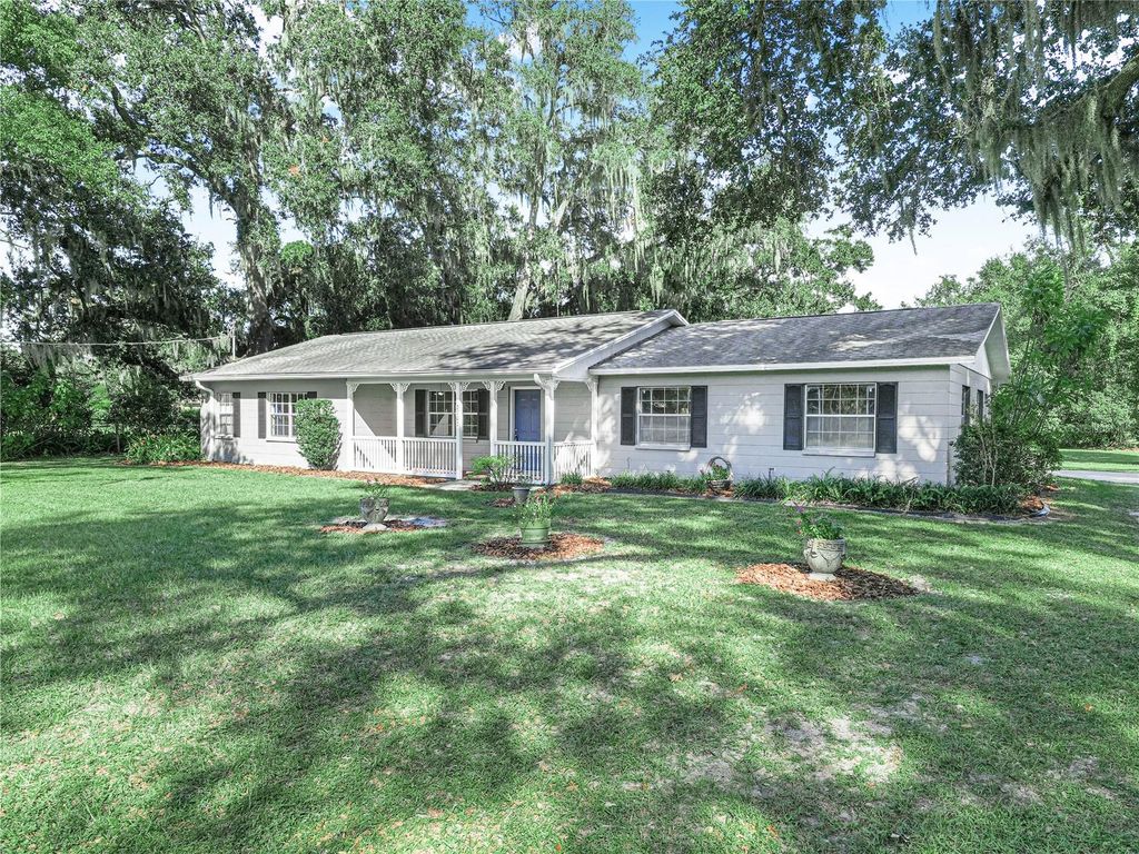 Photo of 2702 Brock Road, Plant City, FL 33565 (MLS # O6351410)