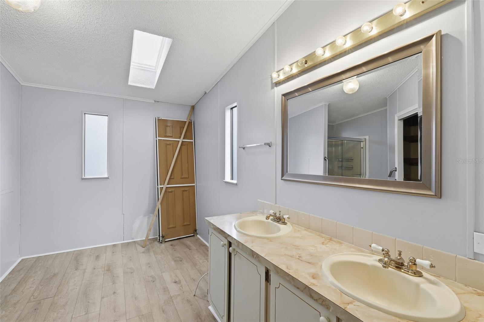 PINE FOREST ESTATES UNREC SUB - Residential