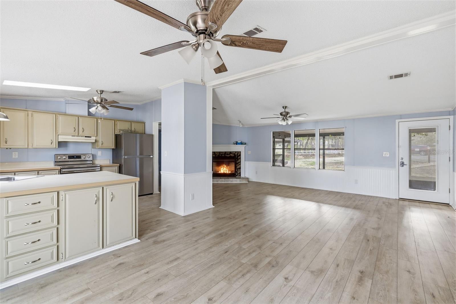 PINE FOREST ESTATES UNREC SUB - Residential