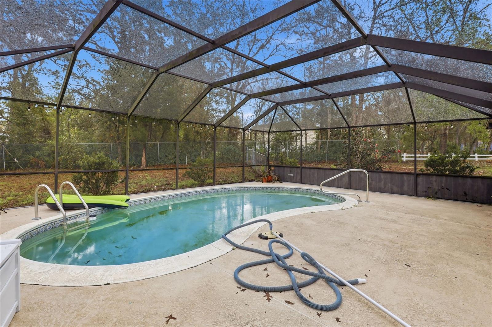 PINE FOREST ESTATES UNREC SUB - Residential