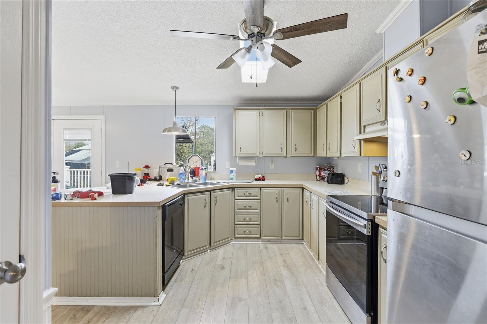 PINE FOREST ESTATES UNREC SUB - Residential