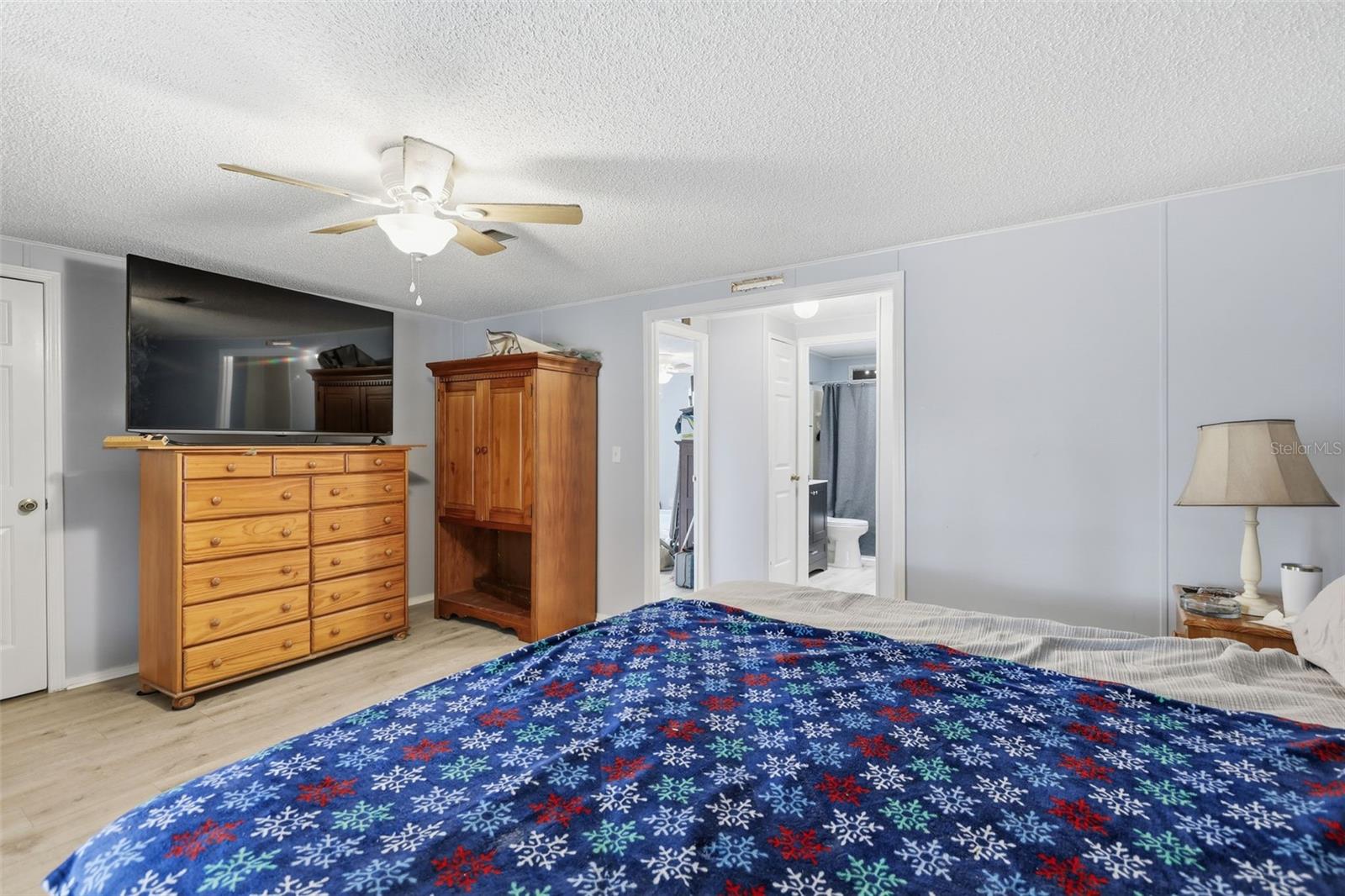 PINE FOREST ESTATES UNREC SUB - Residential