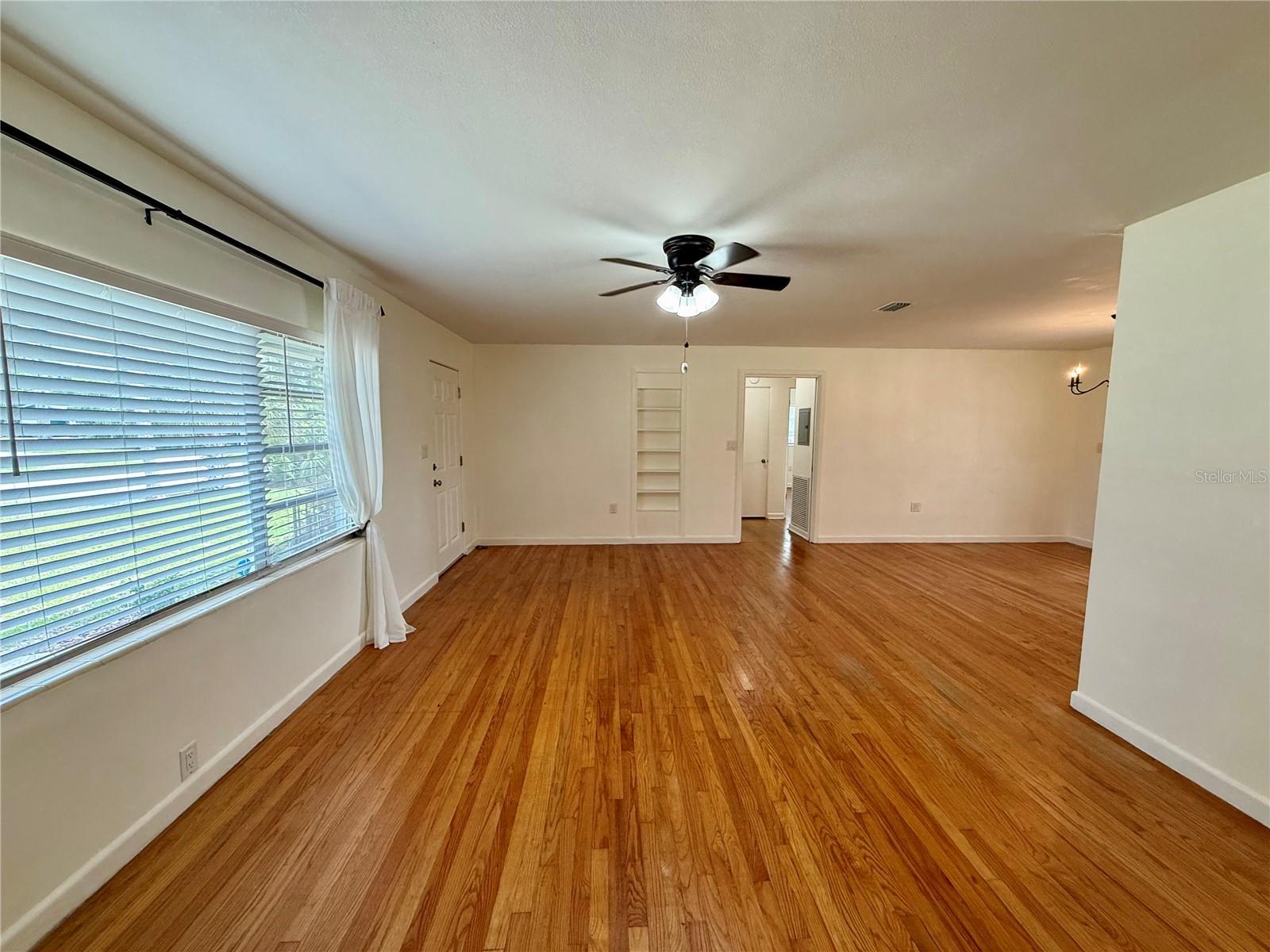 FRST HILLS - Residential Lease