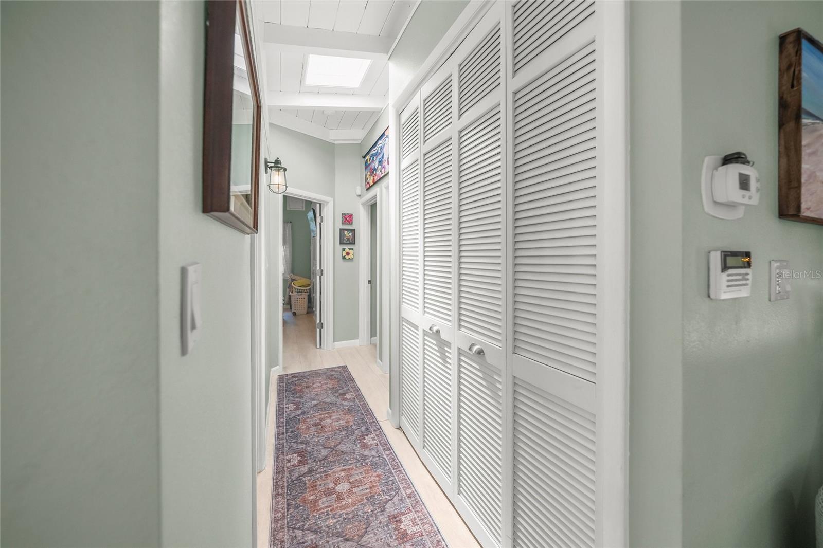 SHORELAND WOODS - Residential