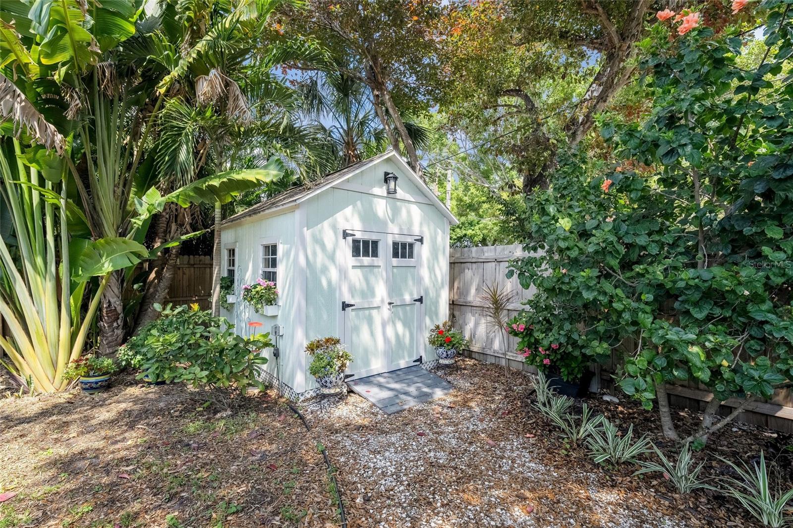 SHORELAND WOODS - Residential