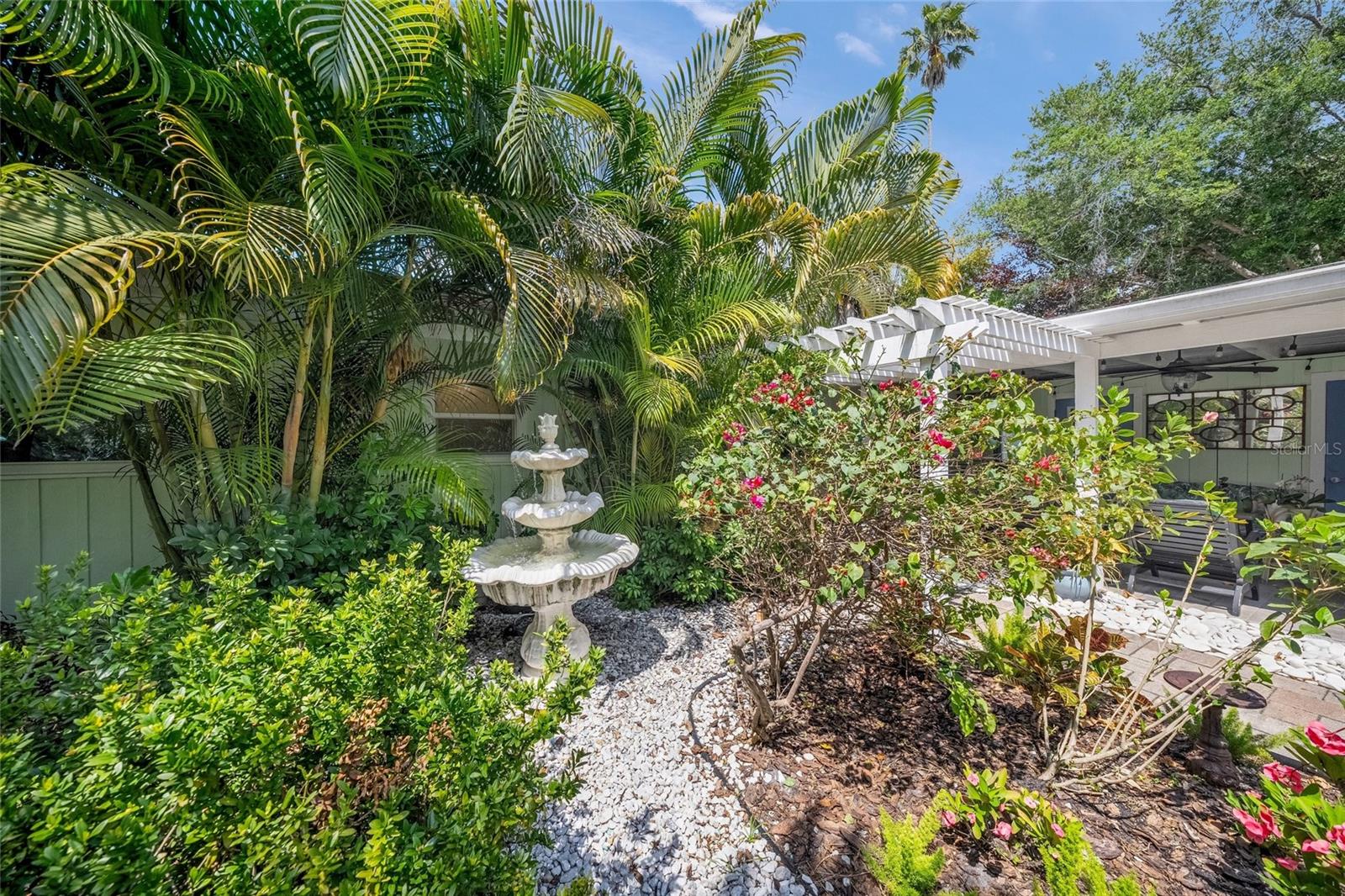 SHORELAND WOODS - Residential