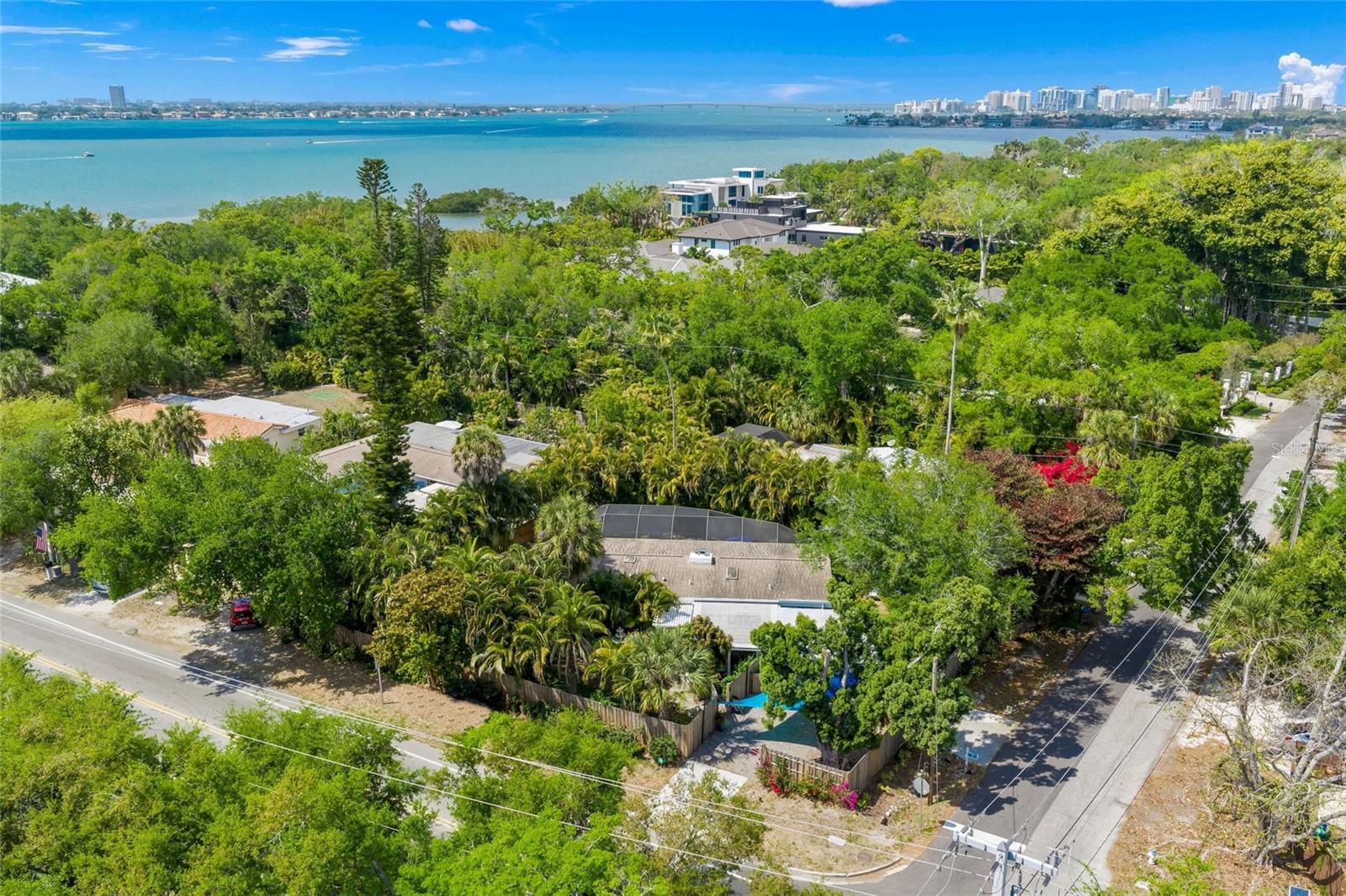 SHORELAND WOODS - Residential