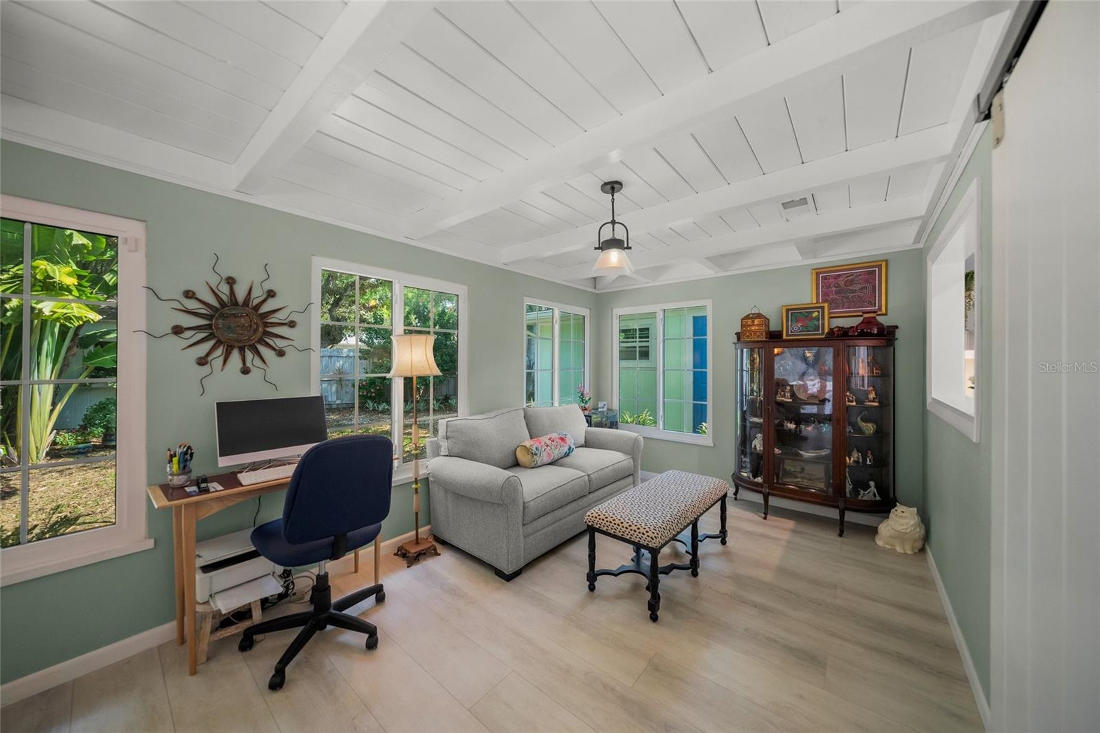 SHORELAND WOODS - Residential