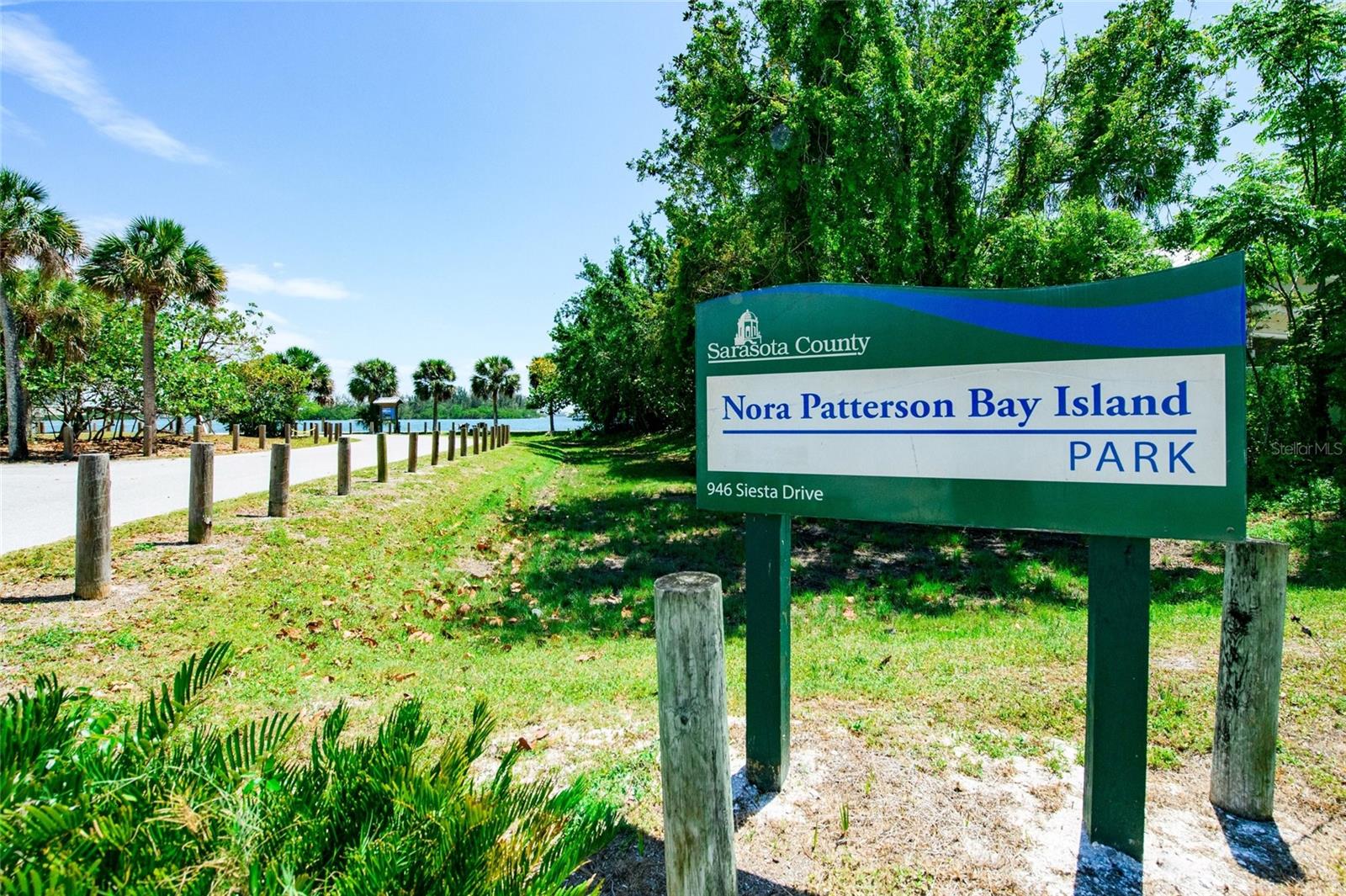 SHORELAND WOODS - Residential