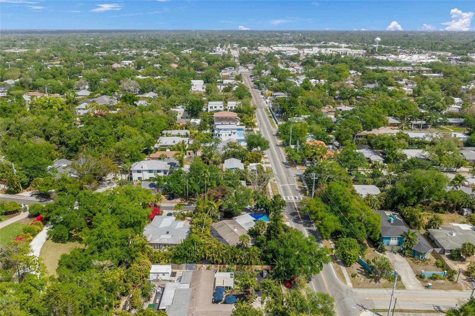 SHORELAND WOODS - Residential