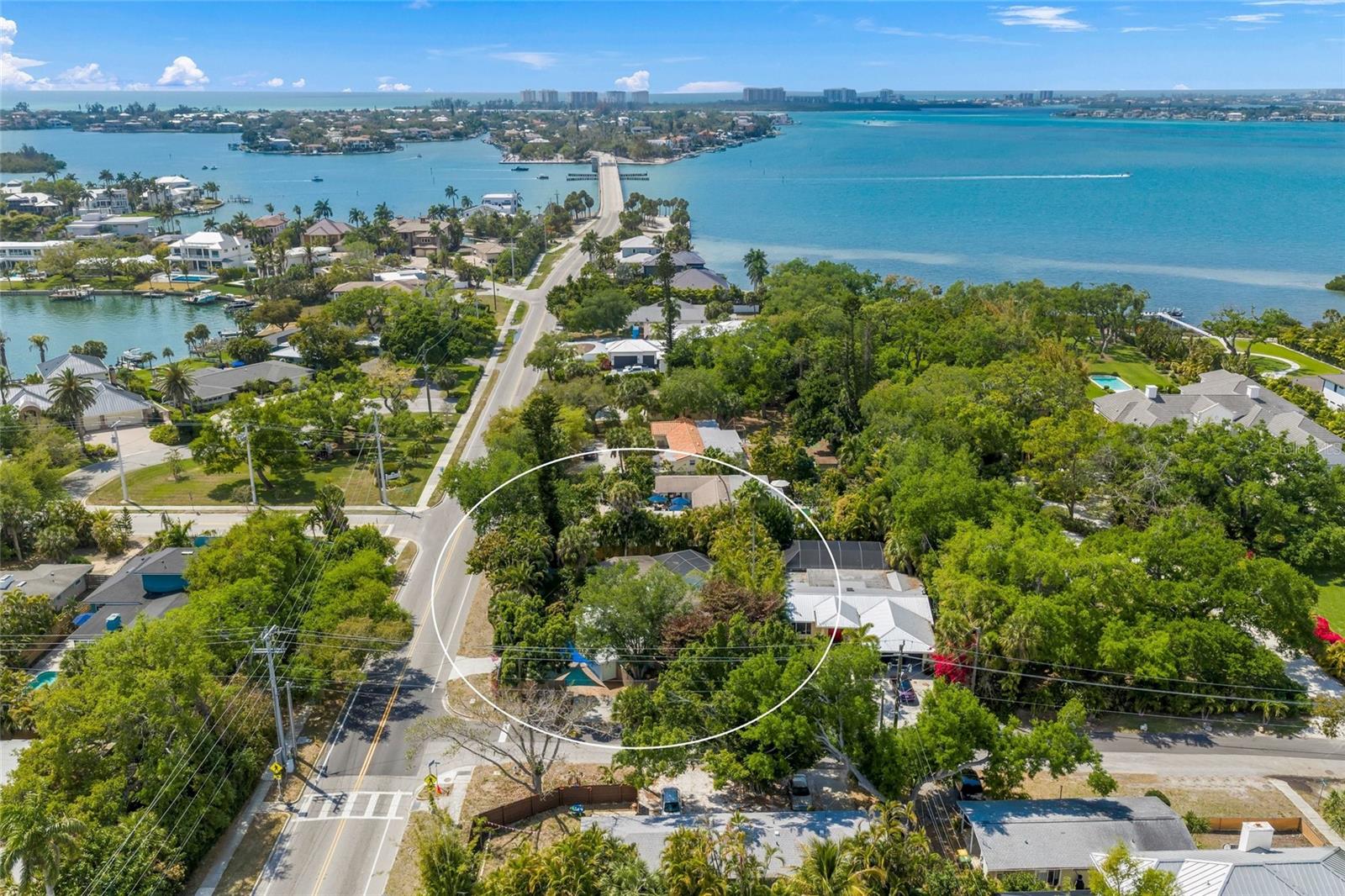 SHORELAND WOODS - Residential