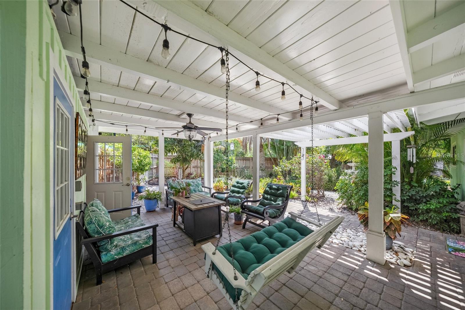 SHORELAND WOODS - Residential