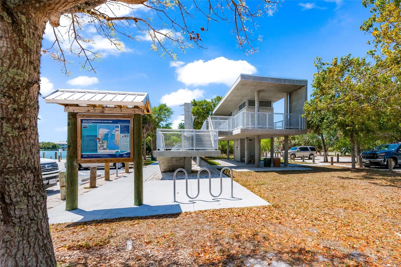 SHORELAND WOODS - Residential