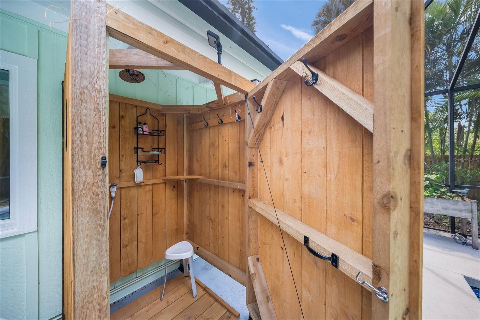 SHORELAND WOODS - Residential