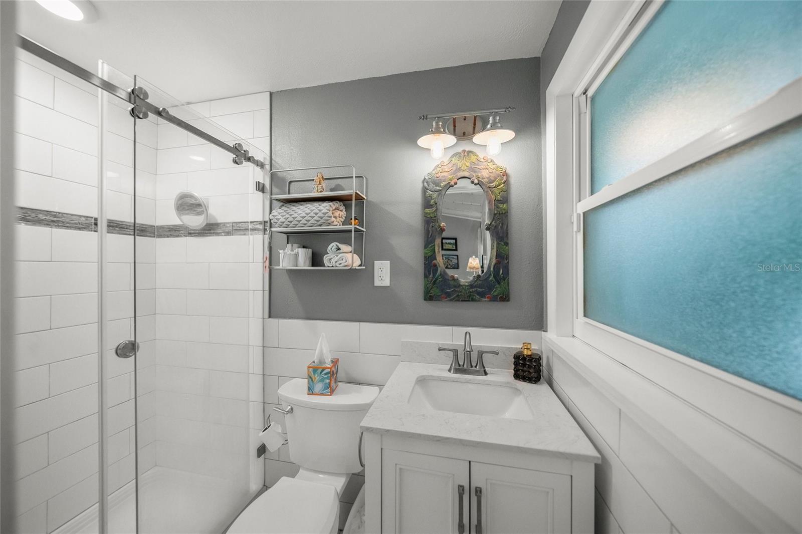 SHORELAND WOODS - Residential